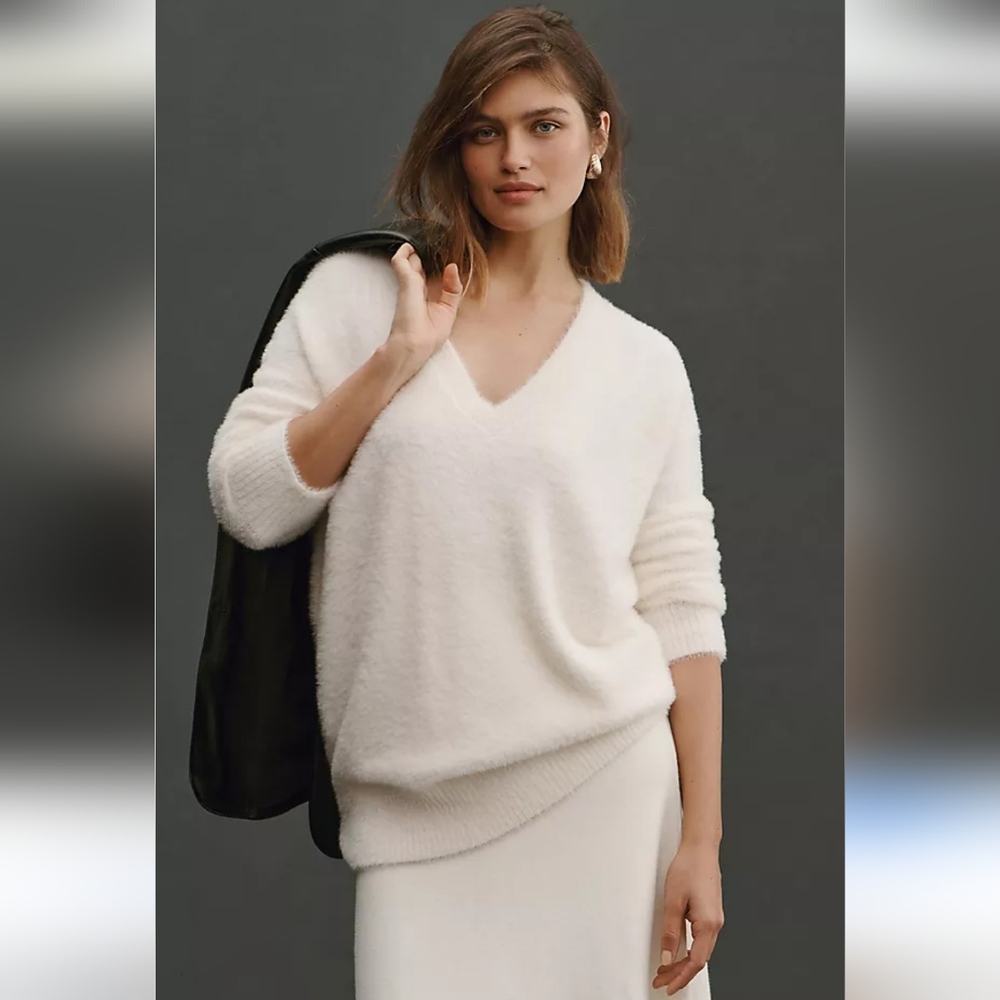 Whiteroom + Cactus Women's Cream Cozy V-Neck Sweater Size M